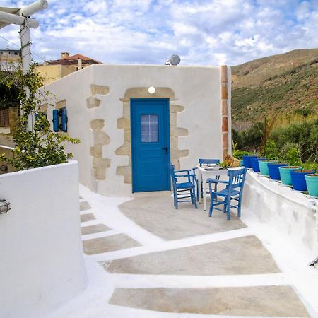 Kalivianí Trigono Traditional House מראה חיצוני תמונה