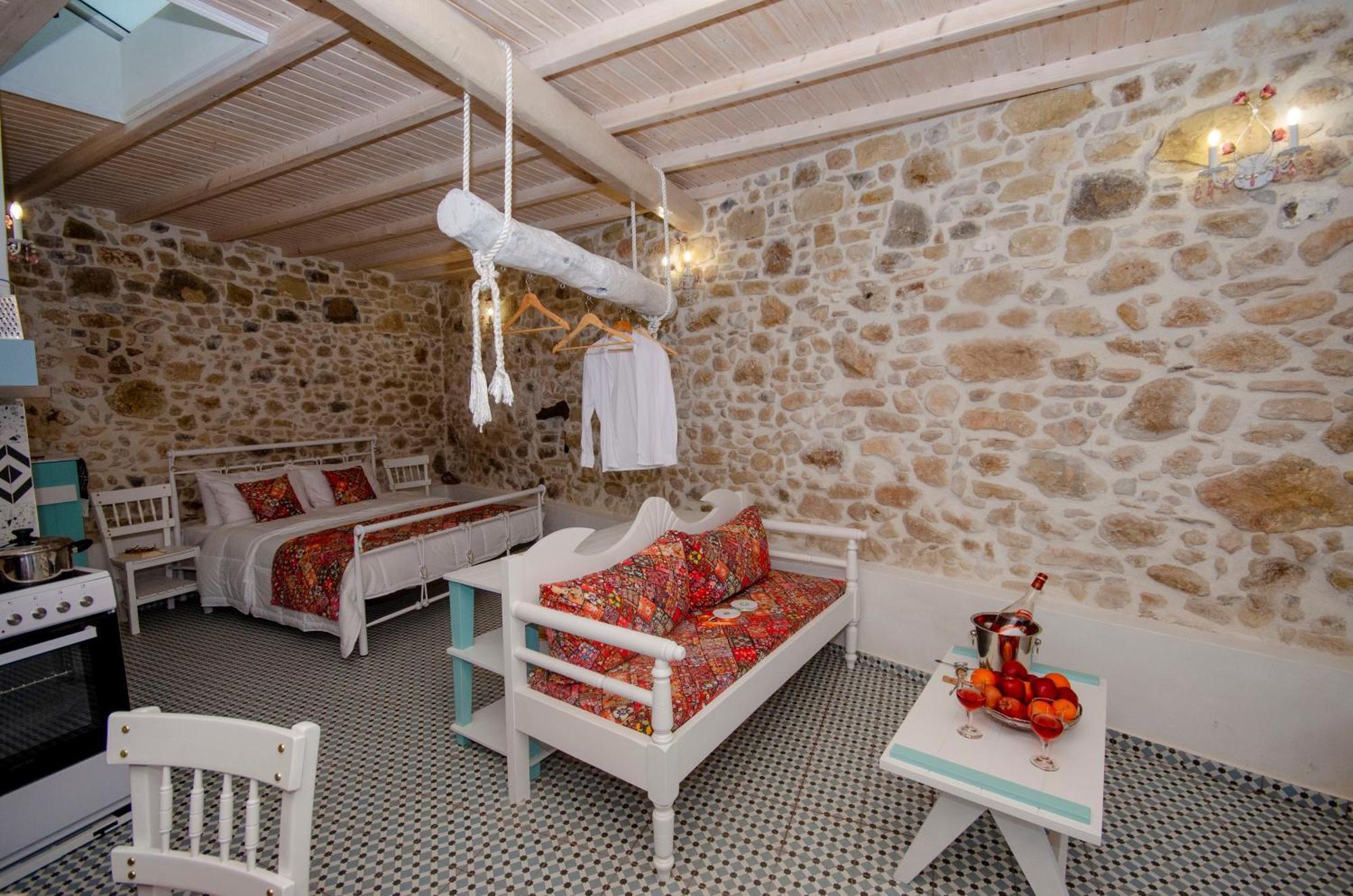 Kalivianí Trigono Traditional House מראה חיצוני תמונה