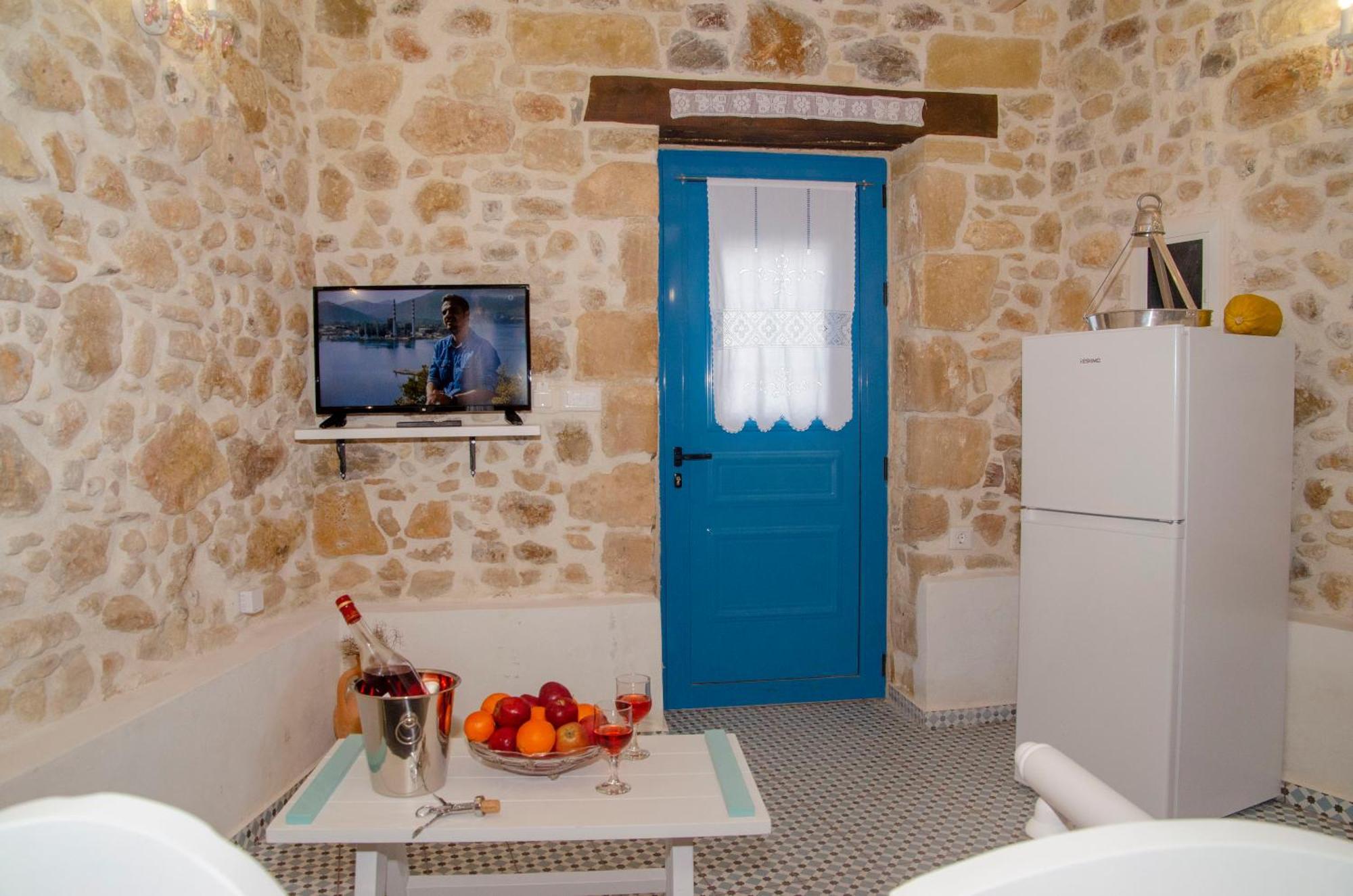 Kalivianí Trigono Traditional House מראה חיצוני תמונה
